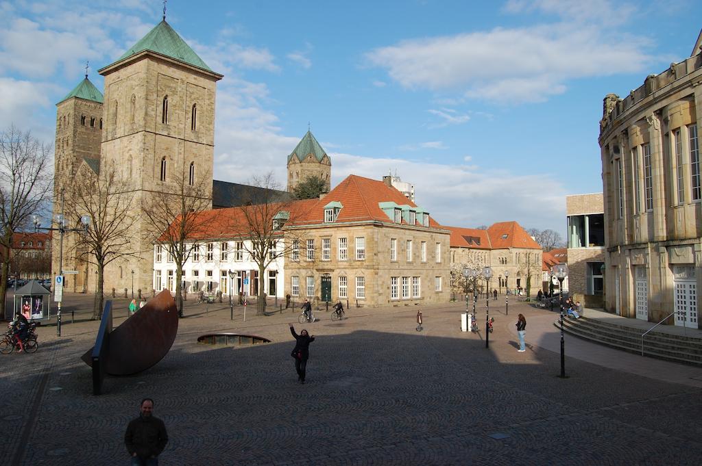 Dom Hotel Osnabrück Exteriör bild